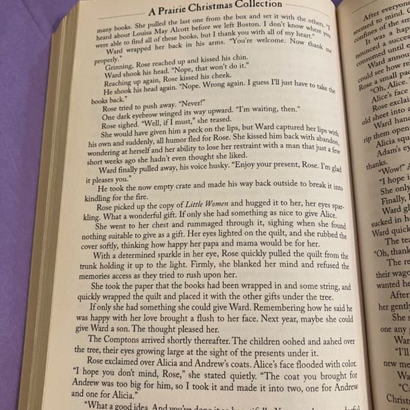 Sweet set of 2 romantic & wholesome Christmas fiction story collections! - Picture 5 of 9